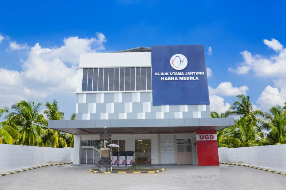 klinik utama jantung hasna medika karangasem bali fasad hasna medika karangasem bali